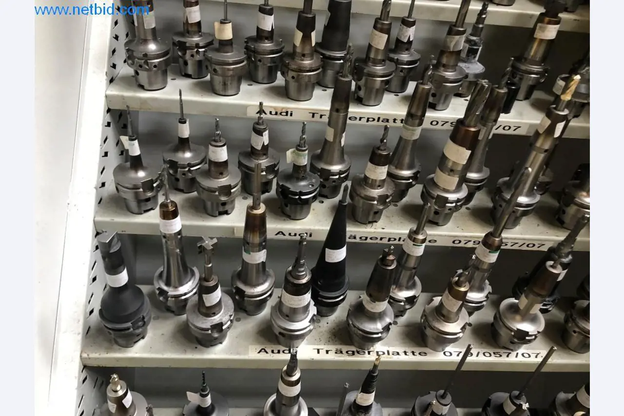 Stroje a systémy (tlakové lití hliníku pro automobilový a dodavatelský průmysl)-9