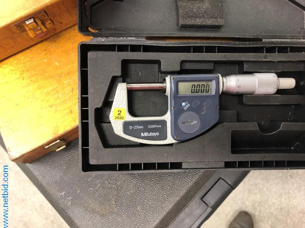 Machines et installations (moulage sous pression d'aluminium pour l'industrie automobile et ses sous-traitants)-11