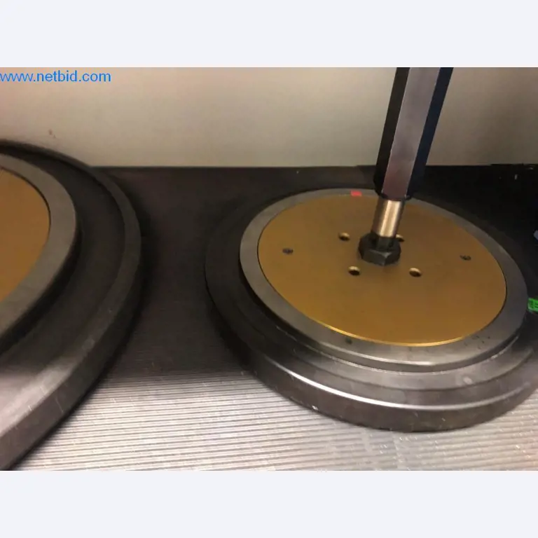 Maschinen und Anlagen (Aluminiumdruckguss für die Automobil- und Automobilzulieferindustrie)-23