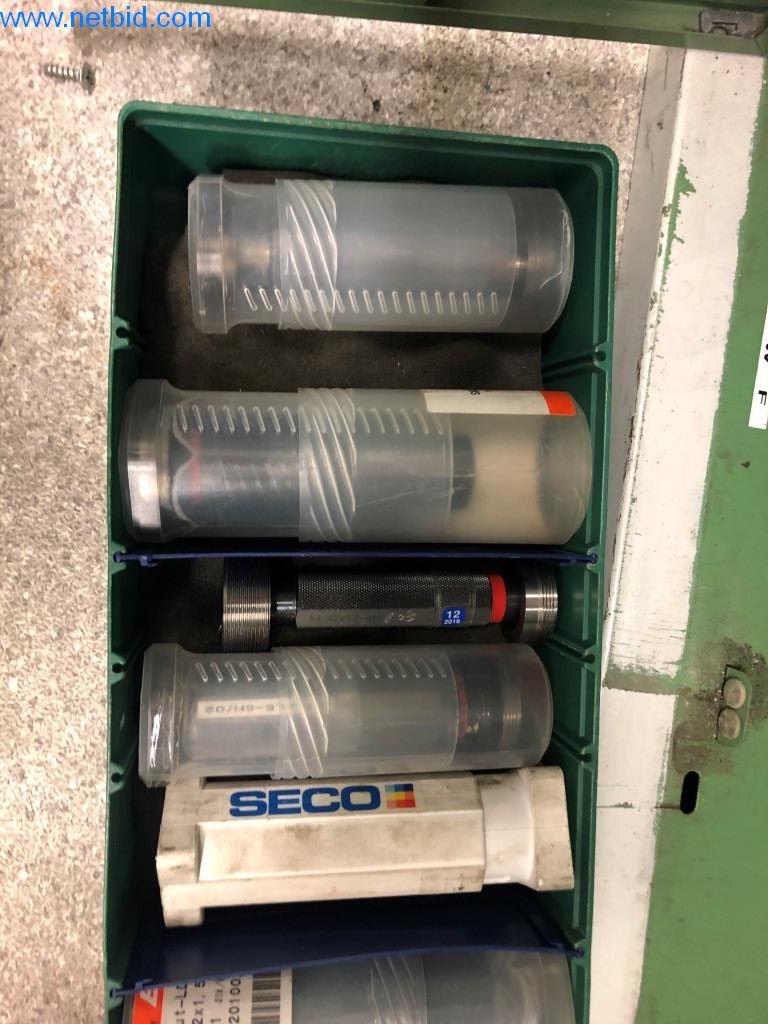 Machines et installations (moulage sous pression d'aluminium pour l'industrie automobile et ses sous-traitants)-14