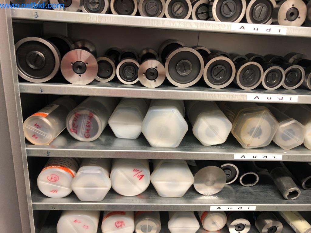 Machines et installations (moulage sous pression d'aluminium pour l'industrie automobile et ses sous-traitants)-18