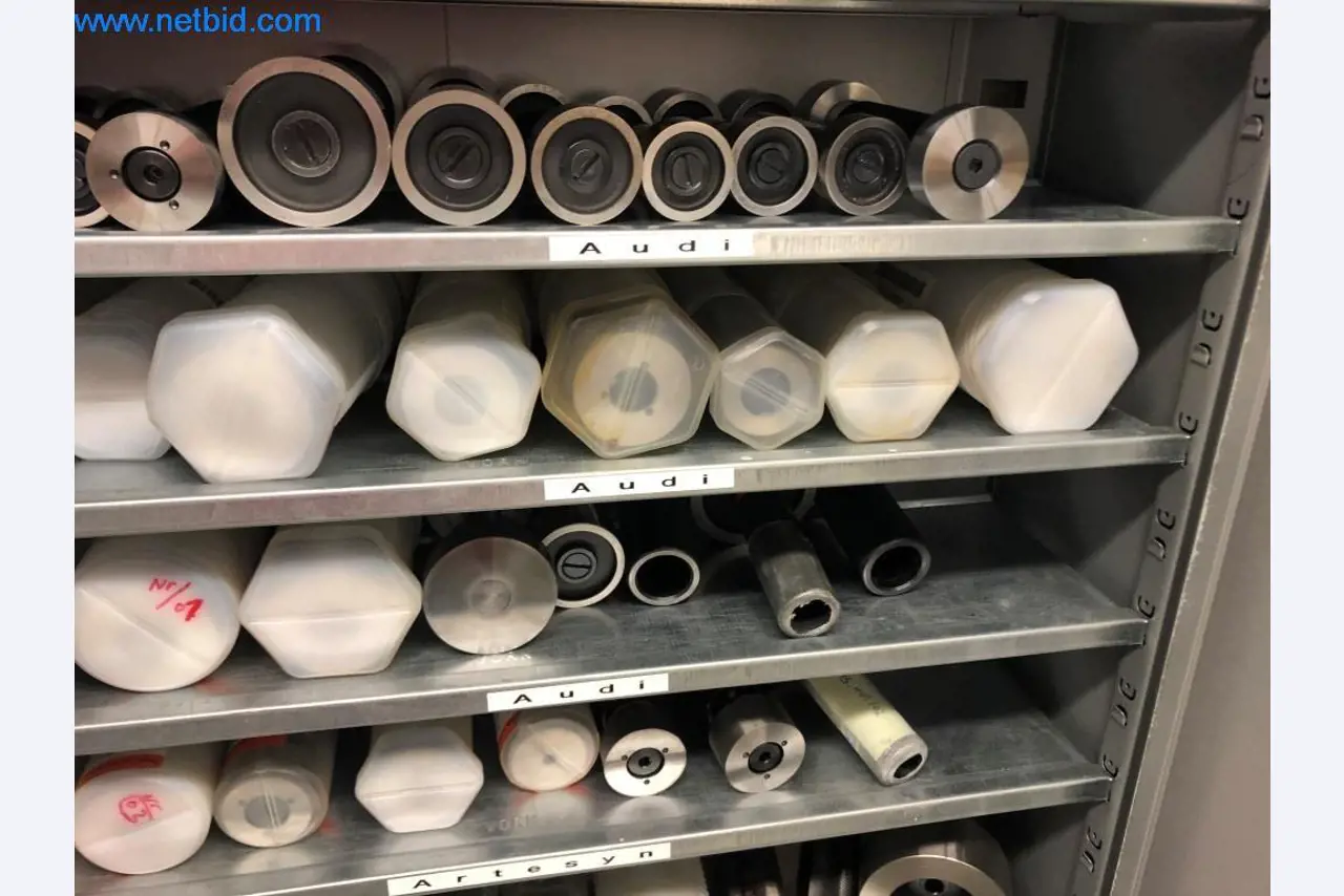 Stroji in sistemi (tlačno litje aluminija za avtomobilsko industrijo in avtomobilsko oskrbo)-19