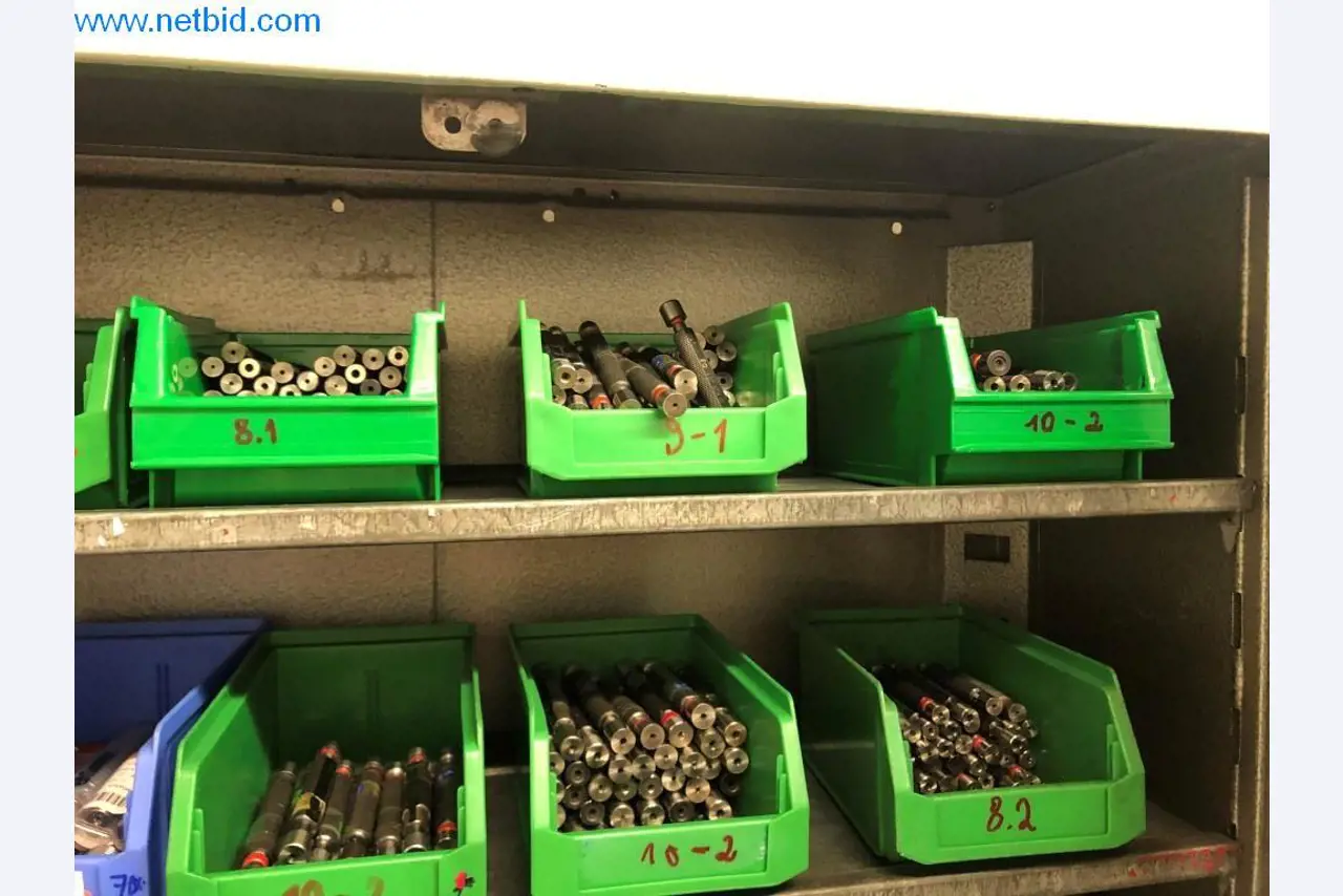 Stroji in sistemi (tlačno litje aluminija za avtomobilsko industrijo in avtomobilsko oskrbo)-34