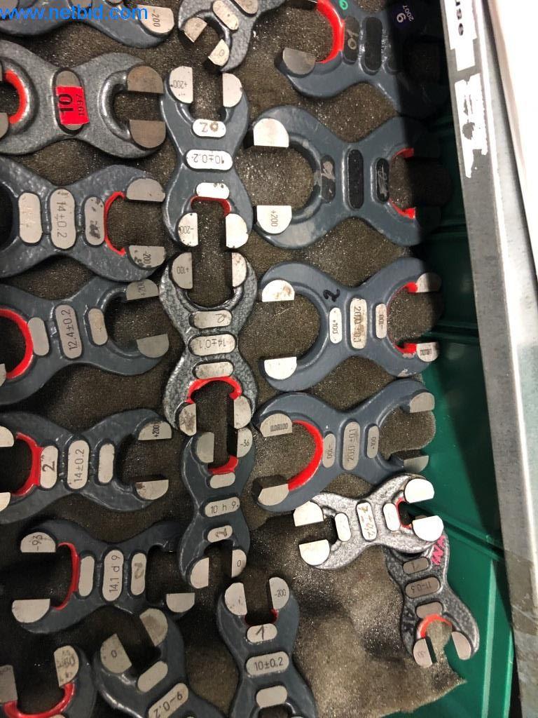 Machines et installations (moulage sous pression d'aluminium pour l'industrie automobile et ses sous-traitants)-38