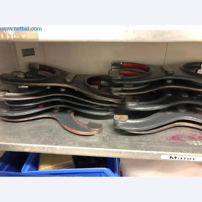 Stroji in sistemi (tlačno litje aluminija za avtomobilsko industrijo in avtomobilsko oskrbo)-39