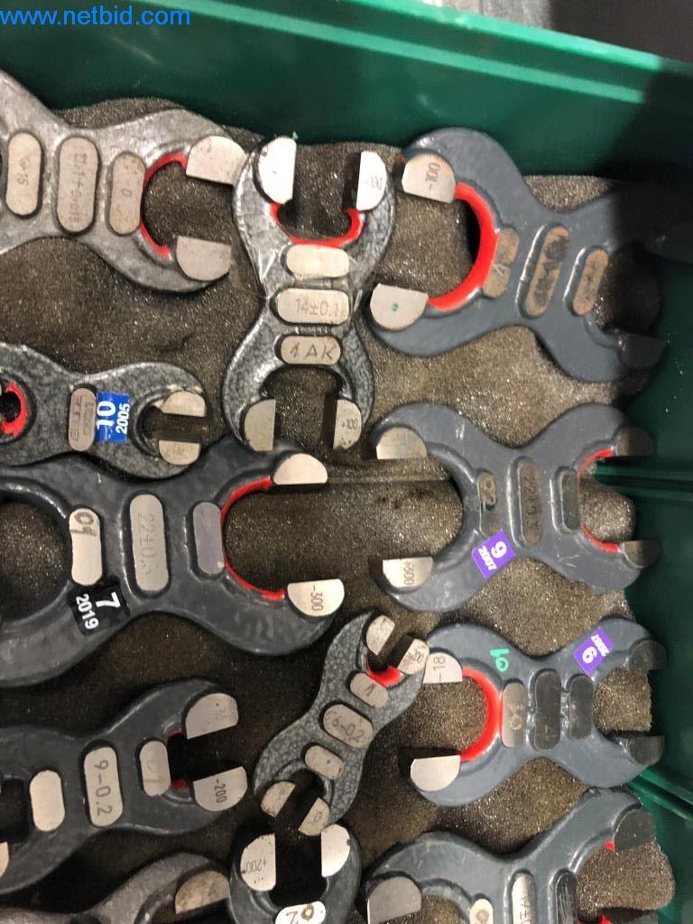 Machines et installations (moulage sous pression d'aluminium pour l'industrie automobile et ses sous-traitants)-41