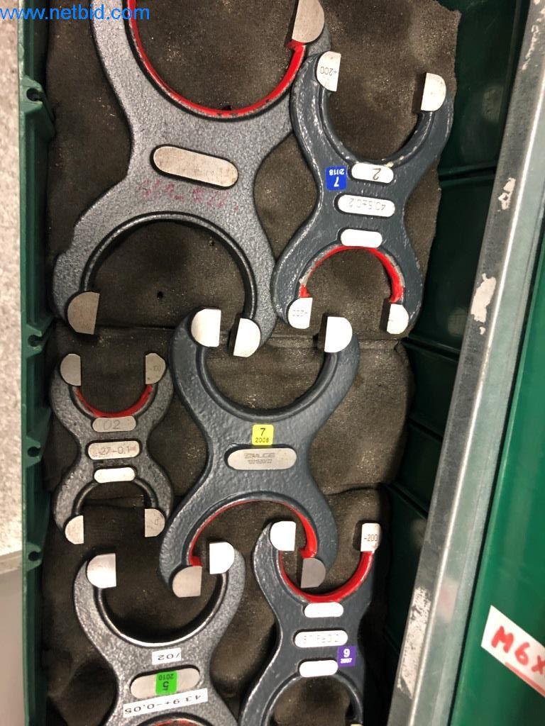 Machines et installations (moulage sous pression d'aluminium pour l'industrie automobile et ses sous-traitants)-44