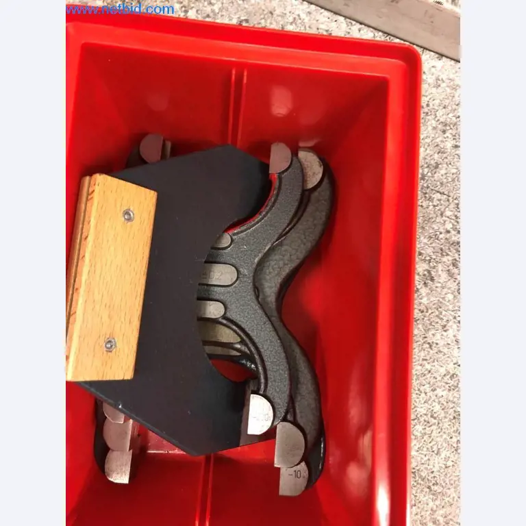 Stroji in sistemi (tlačno litje aluminija za avtomobilsko industrijo in avtomobilsko oskrbo)-46