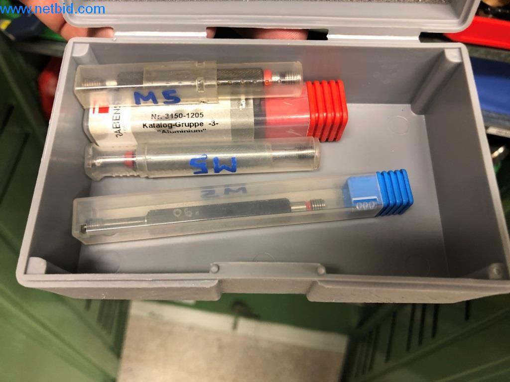 Machines et installations (moulage sous pression d'aluminium pour l'industrie automobile et ses sous-traitants)-9