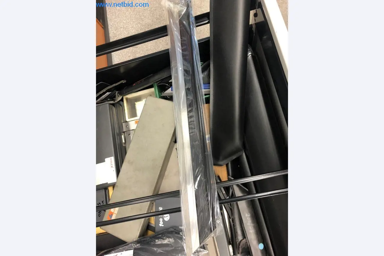 Máquinas e sistemas (fundição injectada de alumínio para a indústria automóvel e de fornecimento automóvel)-13