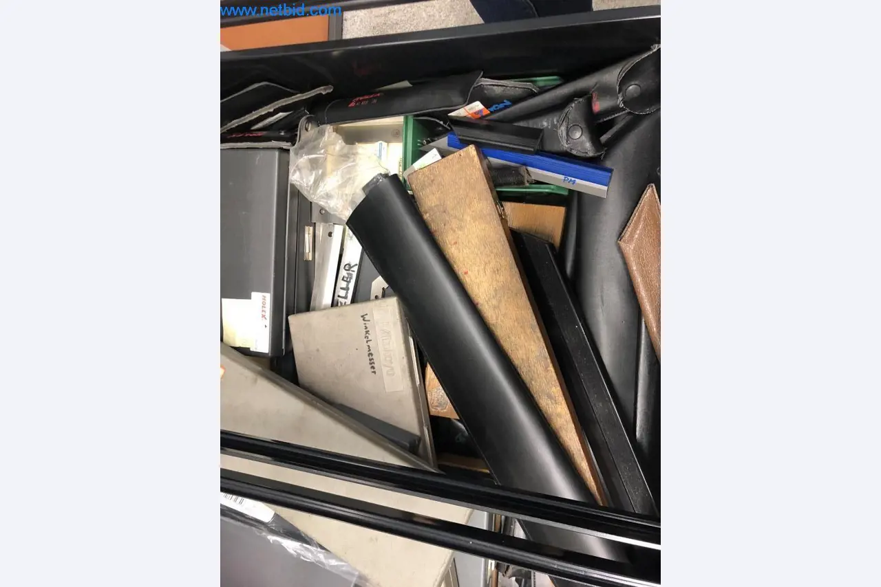 Máquinas e sistemas (fundição injectada de alumínio para a indústria automóvel e de fornecimento automóvel)-14