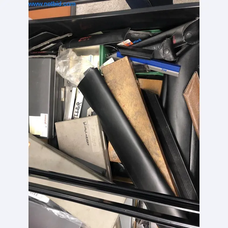 Máquinas e sistemas (fundição injectada de alumínio para a indústria automóvel e de fornecimento automóvel)-14