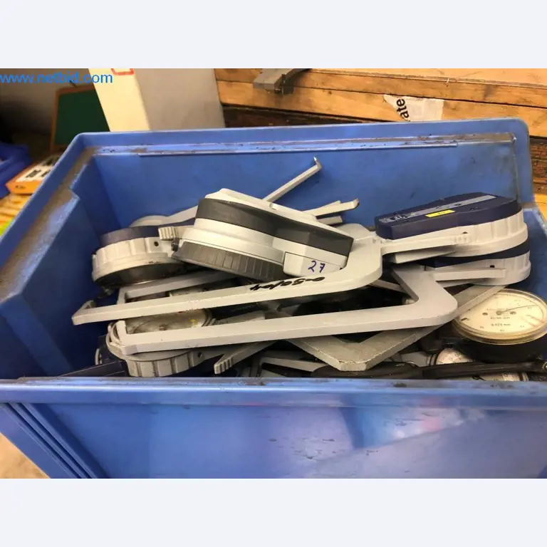 Máquinas e sistemas (fundição injectada de alumínio para a indústria automóvel e de fornecimento automóvel)-16