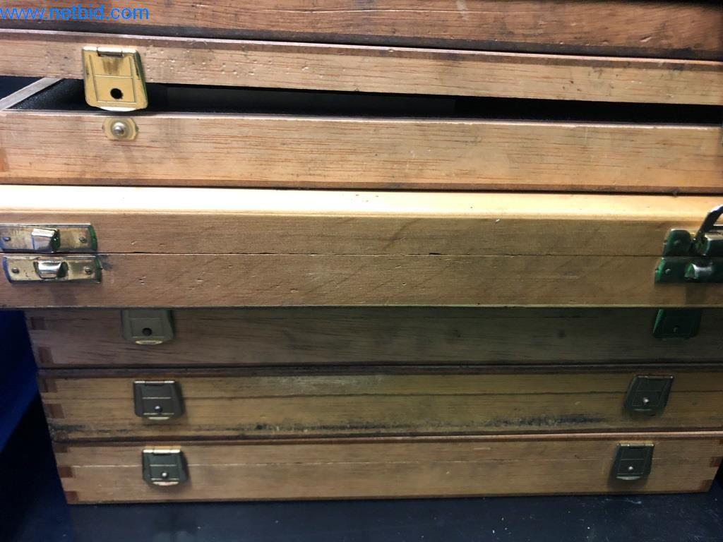 Machinery and equipment (Aluminium diecasting cells from the closing of a large automotive supplier)-5