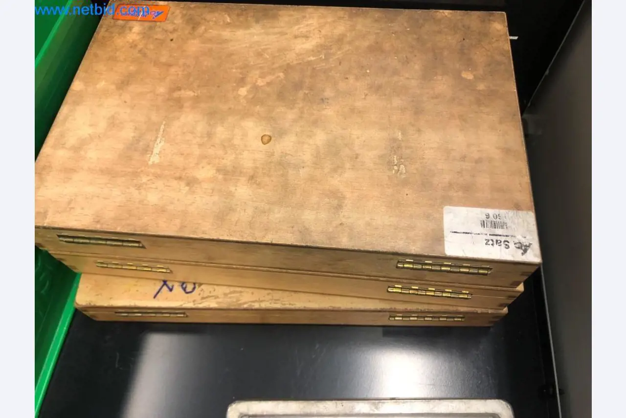 Máquinas e sistemas (fundição injectada de alumínio para a indústria automóvel e de fornecimento automóvel)-6