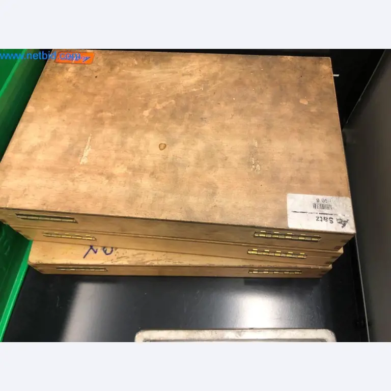 Máquinas e sistemas (fundição injectada de alumínio para a indústria automóvel e de fornecimento automóvel)-6