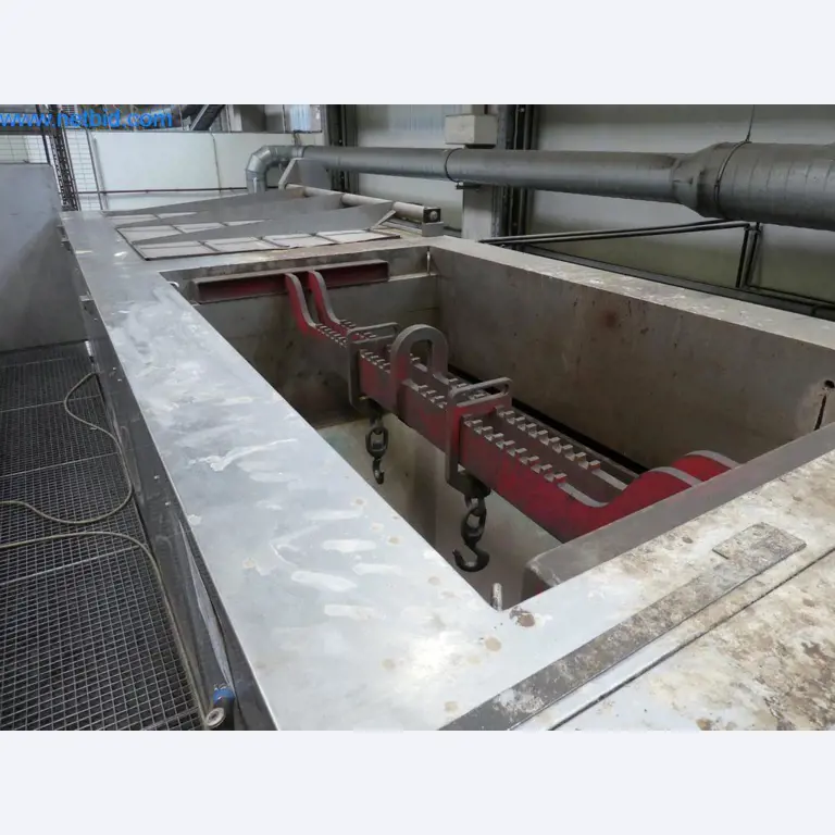 Máquinas e sistemas (fundição injectada de alumínio para a indústria automóvel e de fornecimento automóvel)-5