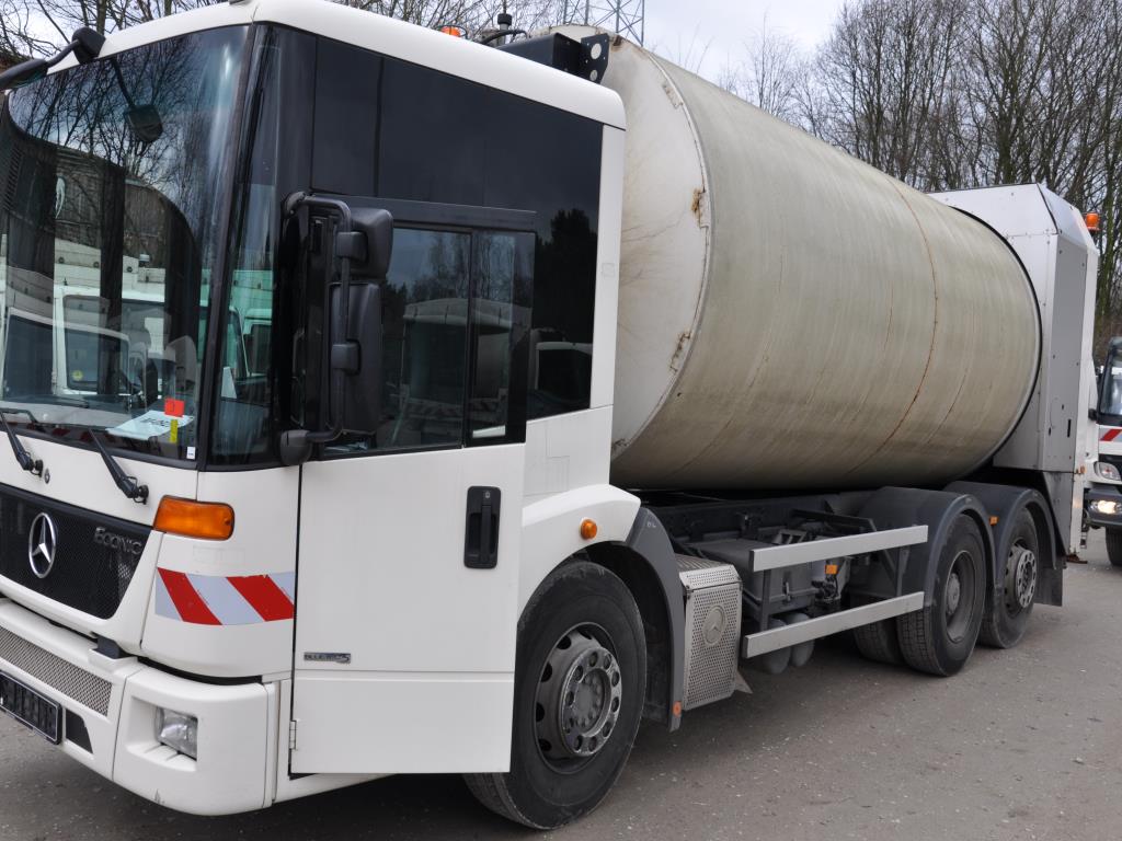 Duże stalowe pojemniki na odpady produkowane przez Paul Craemer GmbH-1