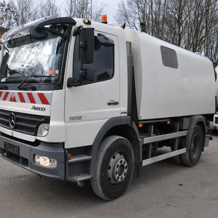 Samovozeči pometalec cest/metalec cest (int. sklic K0720) Mercedes Benz, Bucher-Schörling Atego 1318LKO, Cityfant 60