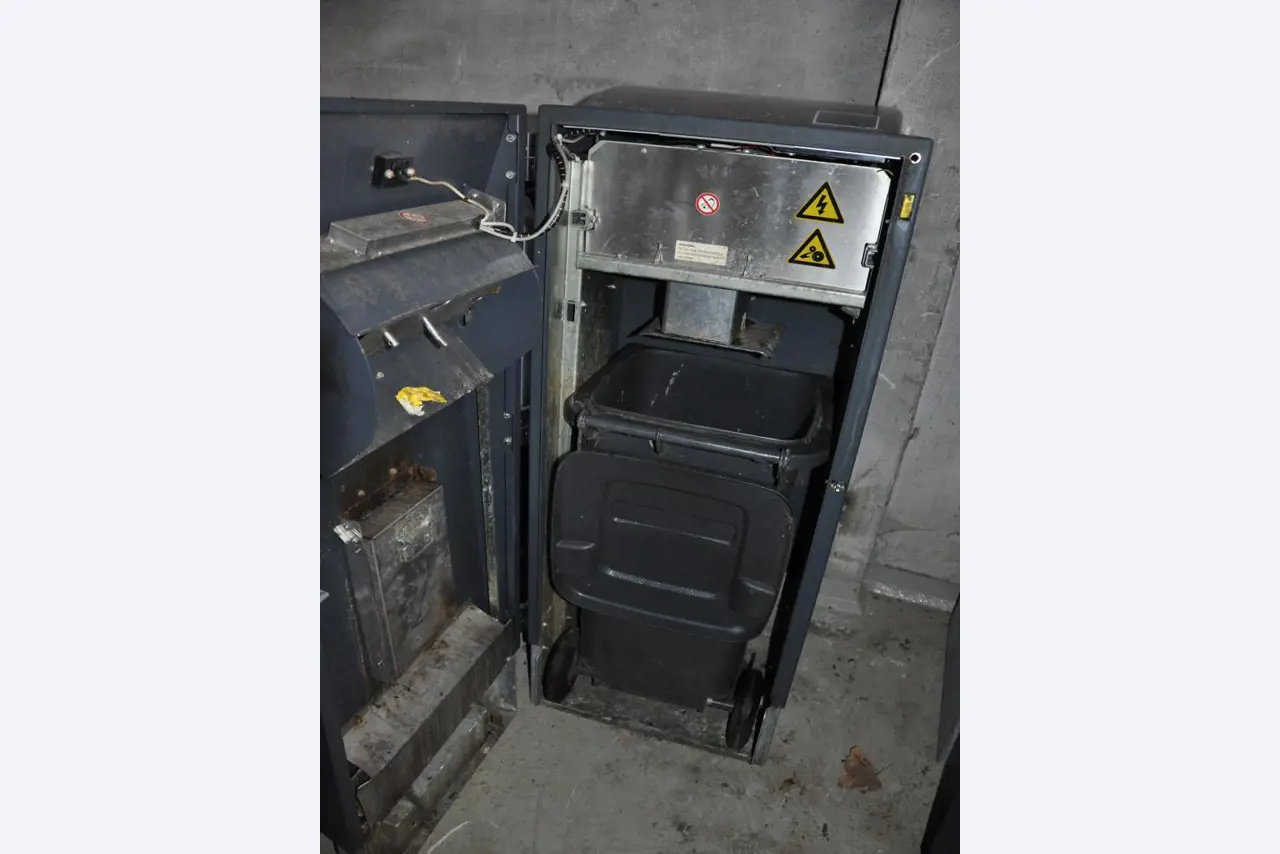 Large waste containers made of steel, make Paul Craemer GmbH-4