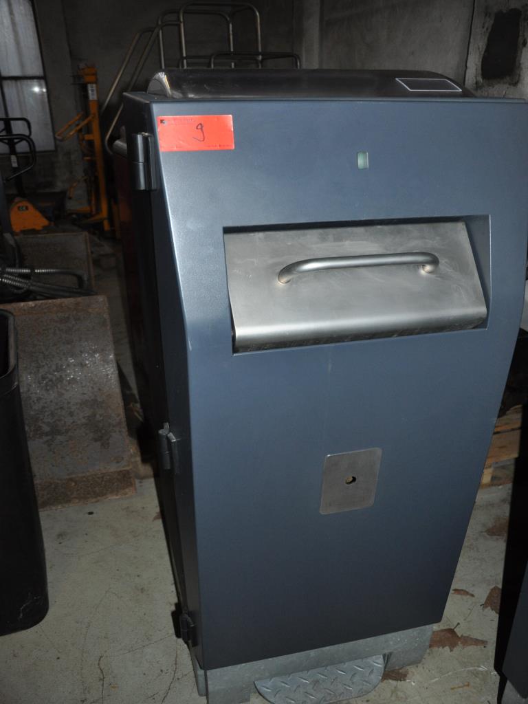 Duże stalowe pojemniki na odpady produkowane przez Paul Craemer GmbH-3