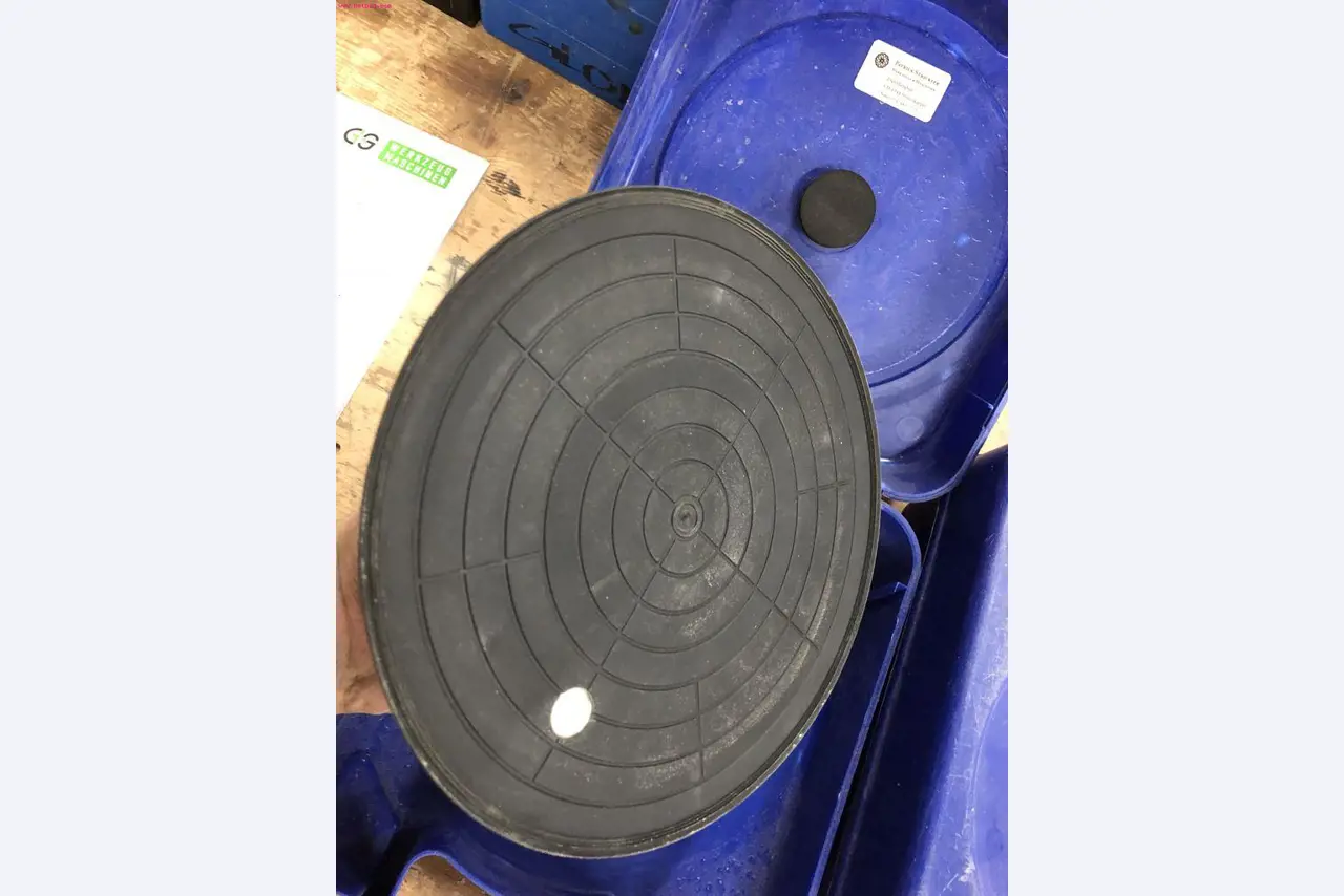 <br> discharged and well-maintained machines from the window construction sector -1