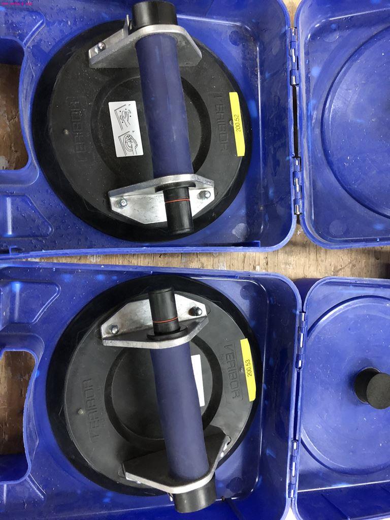 
Equipement d'exploitation et de commerce <br>d'une entreprise de construction de fenêtres-2