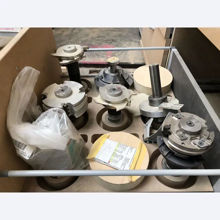 <br> discharged and well-maintained machines from the window construction sector -15