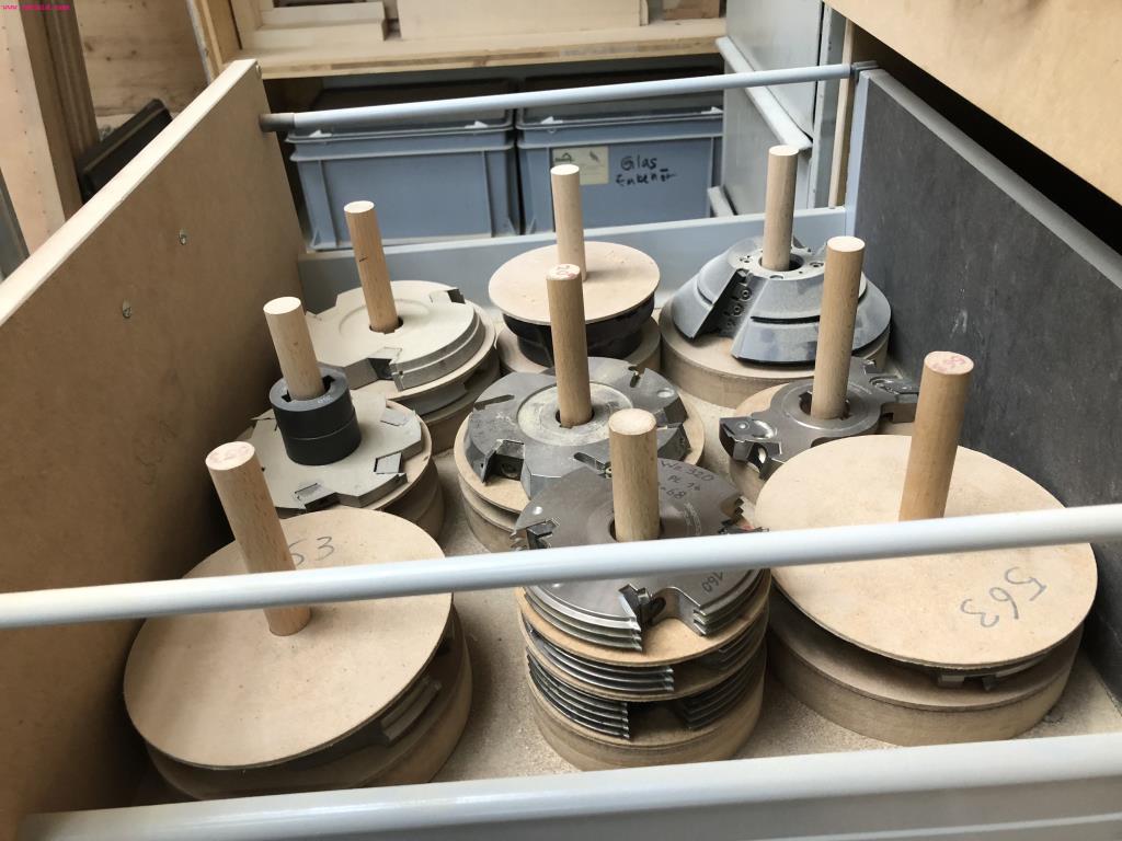 
Betriebs- und Geschäftsausstattung <br>eines Fensterbau-Betriebes-8