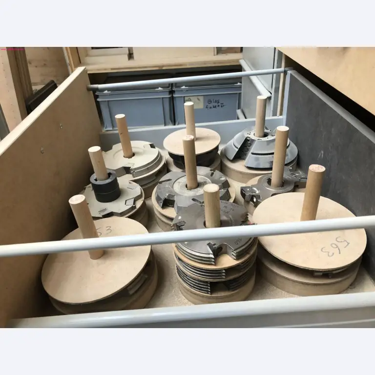 <br> discharged and well-maintained machines from the window construction sector -8