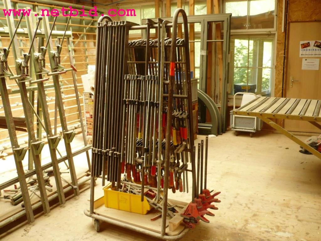 
Betriebs- und Geschäftsausstattung <br>eines Fensterbau-Betriebes-1