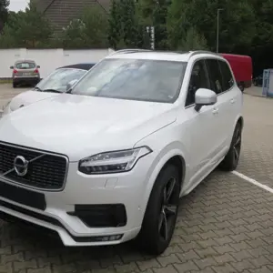 Pkw Volvo XC90 R-Design