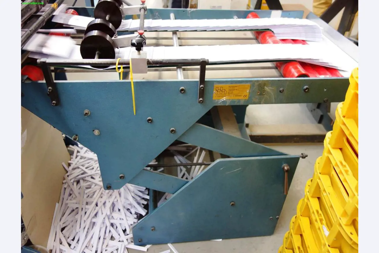 Produção de impressão, impressão digital, acabamento de impressão, loja de cartas-9