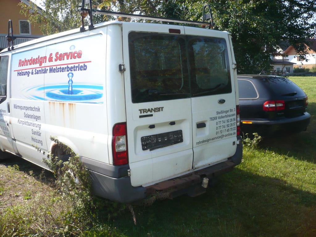 workshop equipment consisting of hand machines and equipment of a sanitary and installation company<br>  -3