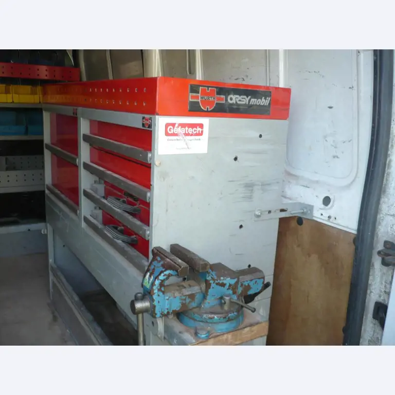 workshop equipment consisting of hand machines and equipment of a sanitary and installation company<br>  -6