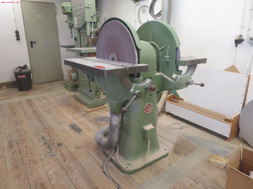 
Maschinen sowie Betriebs- und Geschäftsausstattung eines Modellbau-Betriebes-1