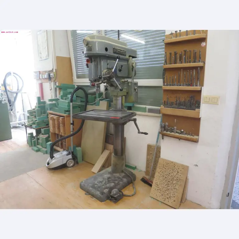 Machines as well as operating and office equipment of a model-building business-1