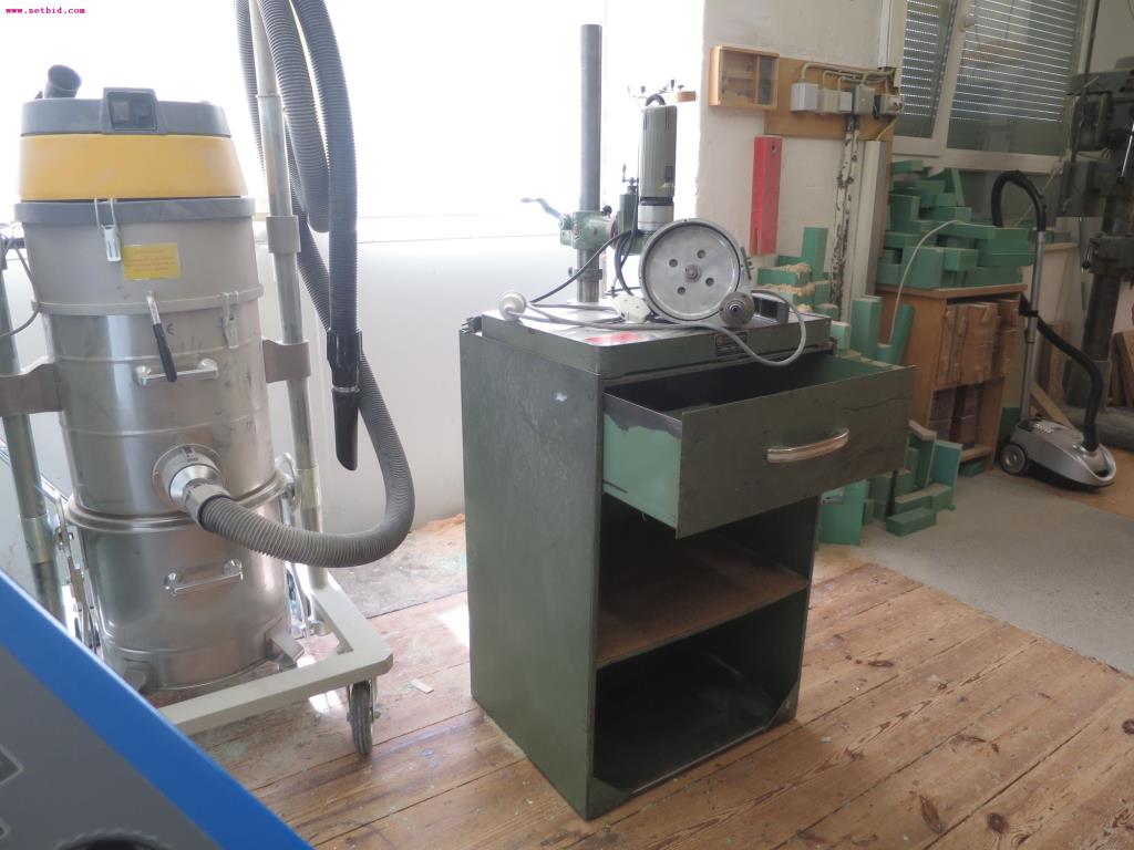 Machines as well as operating and office equipment of a model-building business-2