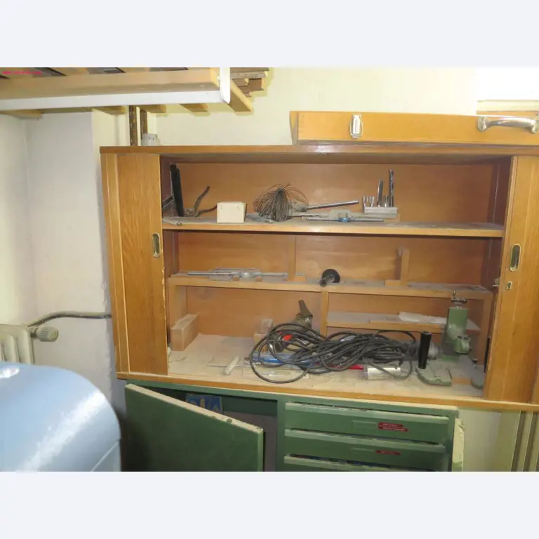 Machines as well as operating and office equipment of a model-building business-5