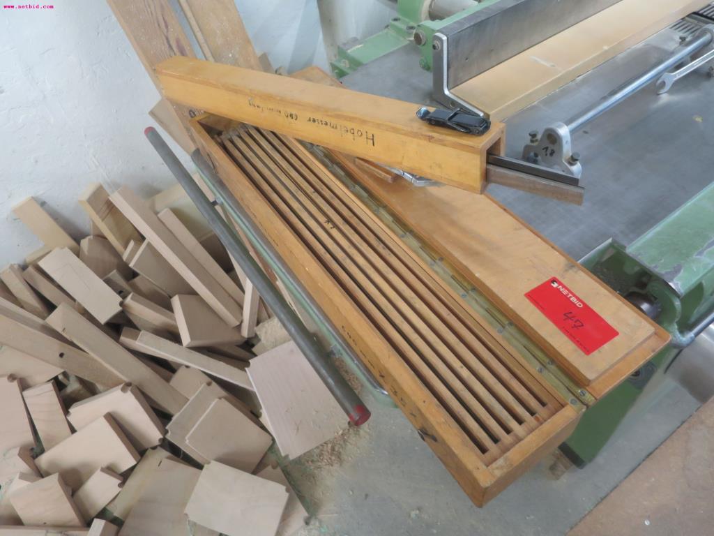 
Máquinas e material de exploração e de escritório de uma empresa de modelação-6