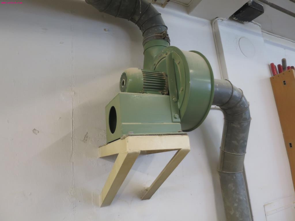 
Máquinas e material de exploração e de escritório de uma empresa de modelação-7