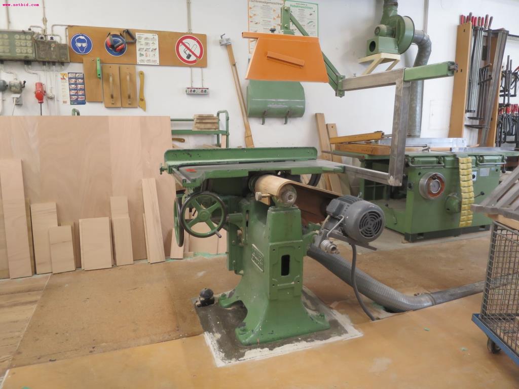 Machines as well as operating and office equipment of a model-building business-2