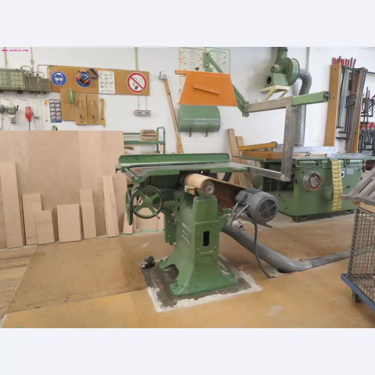 Machines as well as operating and office equipment of a model-building business-2