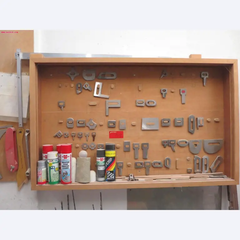 Machines as well as operating and office equipment of a model-building business-6