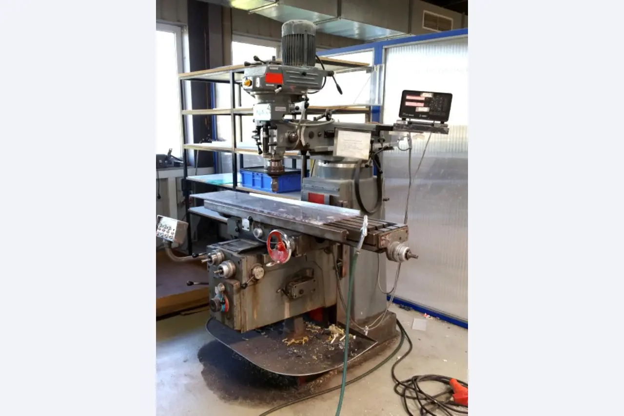 Machines as well as the business and office equipment of a plastics processing company-1