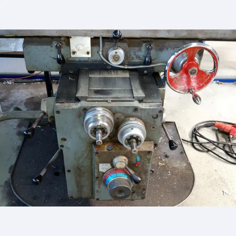 Machines as well as the business and office equipment of a plastics processing company-7