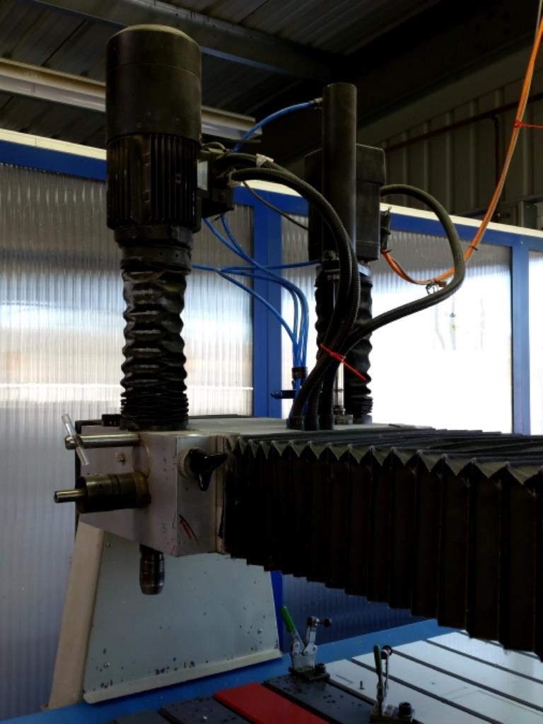 
Machines as well as the business and office equipment of a plastics processing company-4