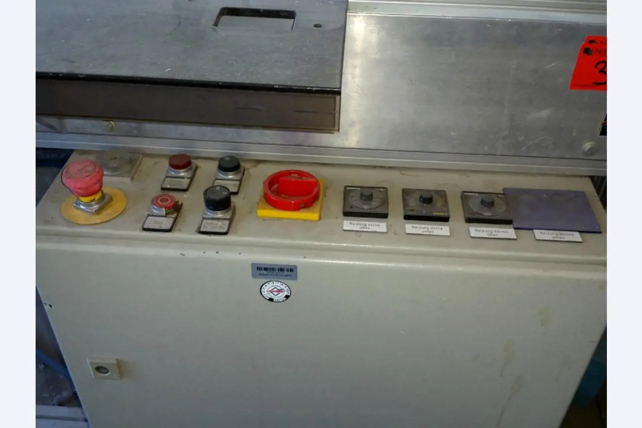Machines as well as the business and office equipment of a plastics processing company-5