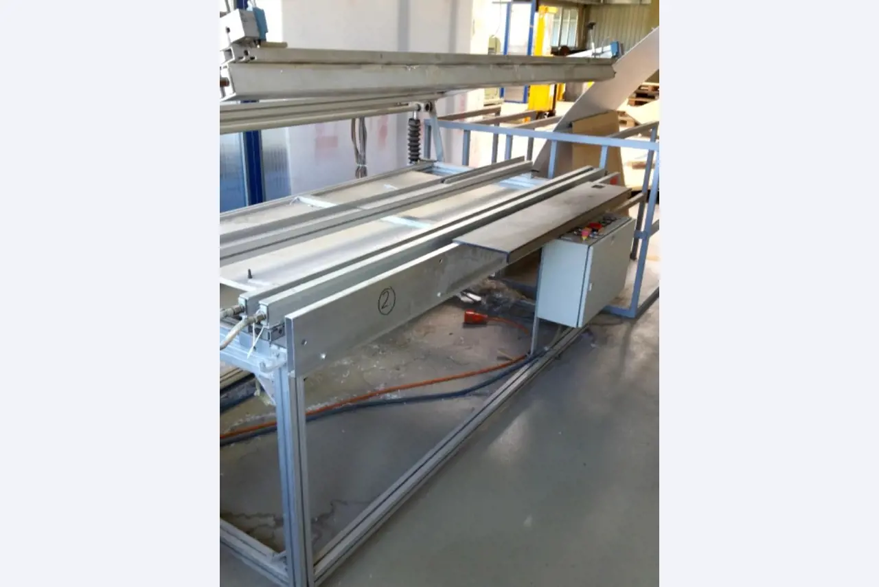 Machines as well as the business and office equipment of a plastics processing company-8