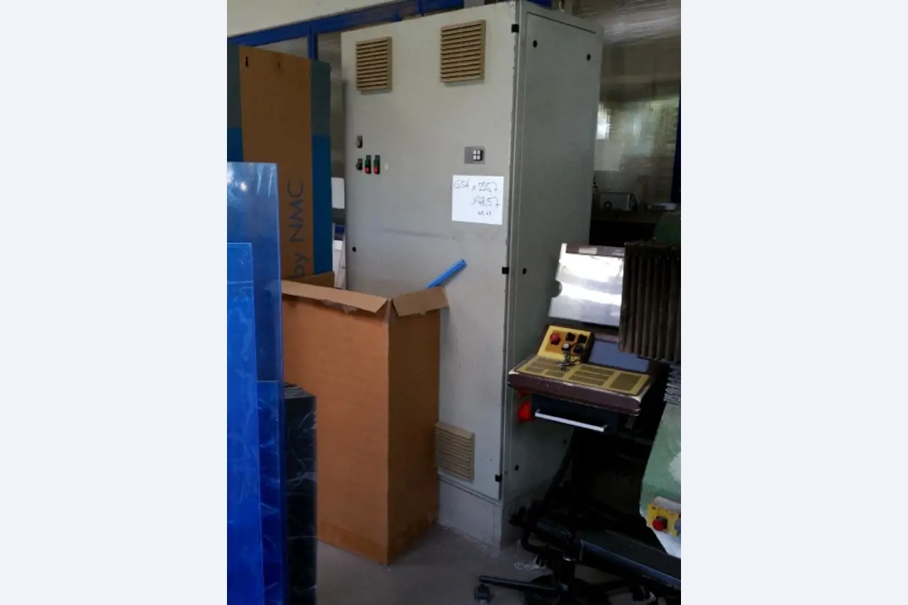 Machines as well as the business and office equipment of a plastics processing company-3